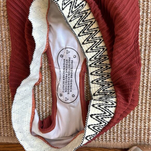 Rust Ribbed Two Piece Bikini Set - Picture 5 of 5